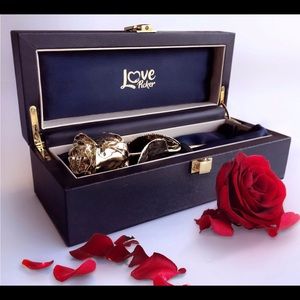 LOVE PICKED 24k Gold dipped natural rose
